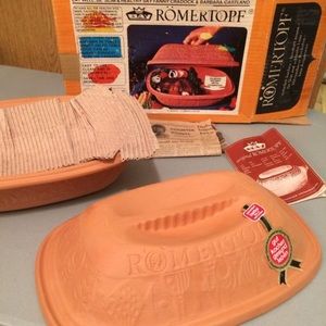 NEW Clay Pot 11x9 Vtg Antique Romertopf W-Germany